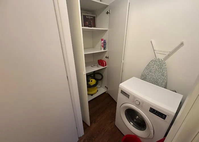 1metro Gambara-duomo & Navigli-ac-self Check In * ミラノ